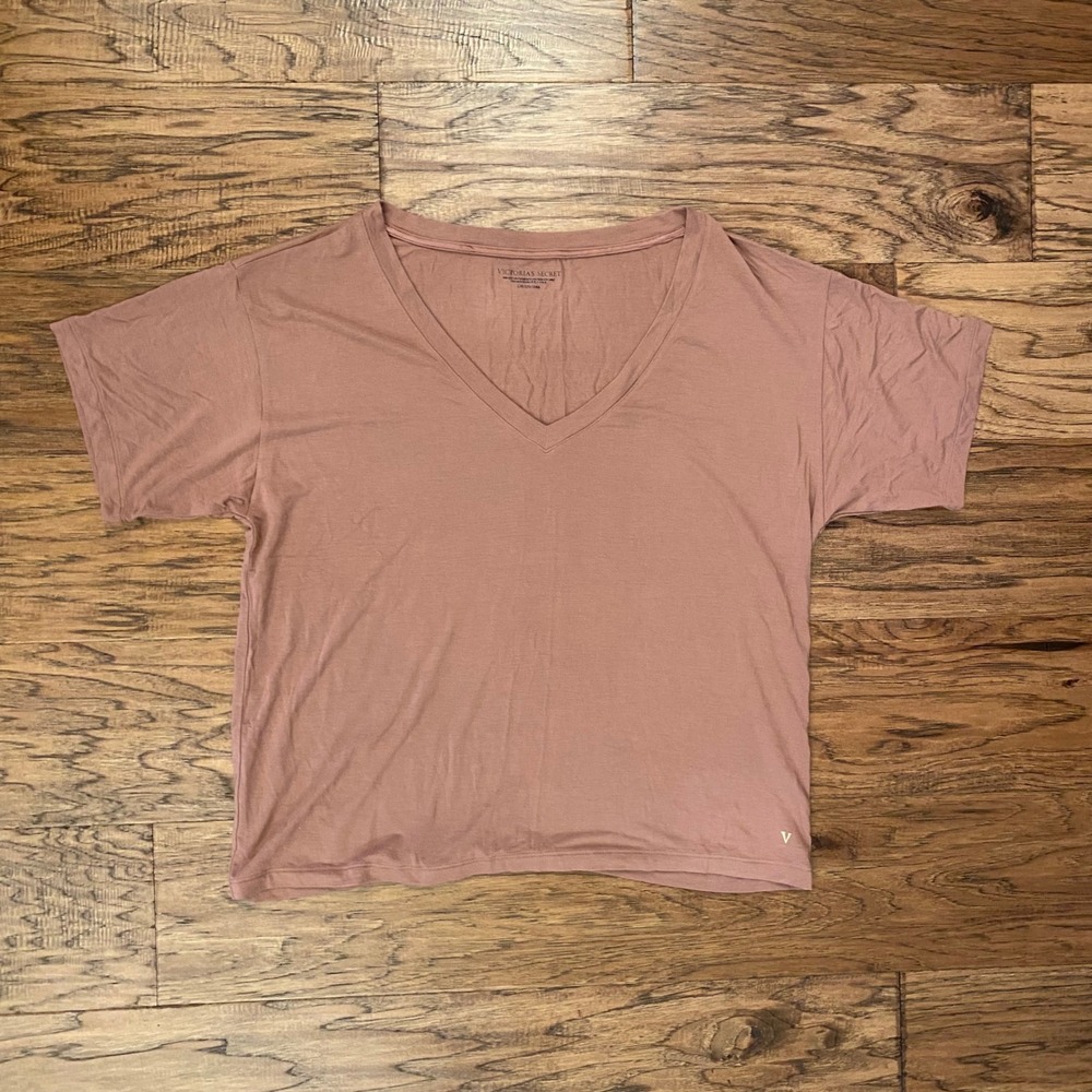 Victoria's Secret V-Neck T-Shirt Mauve Rose Short Sleeve Logo Top Womens Large